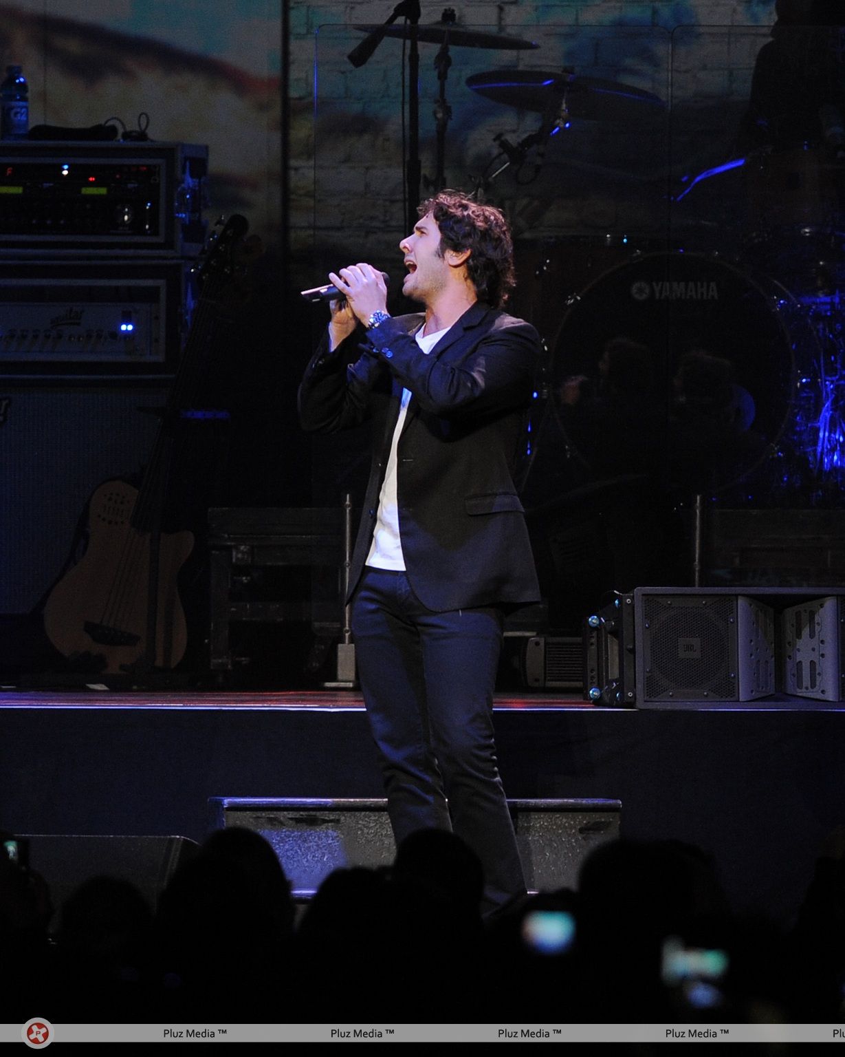 Josh Groban performs during the 'Straight To You Tour 2011' | Picture 111127